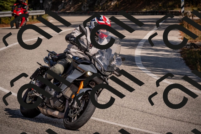 20251019123732-_5000611_am_