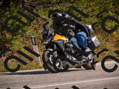 20251019124027-_5000647_am_