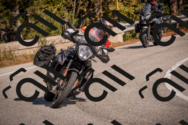 20251019124102-_5000651_am_