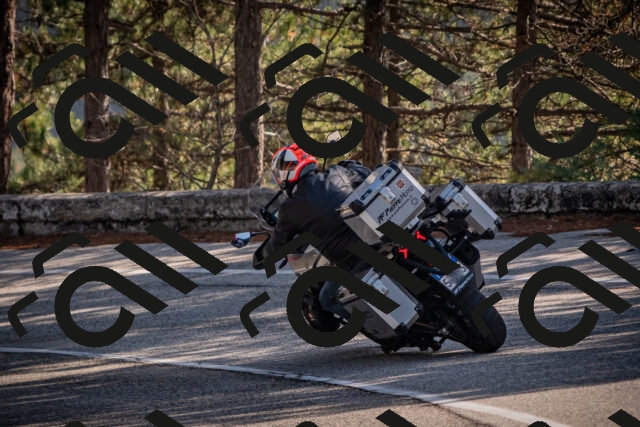 20251019124108-_5000660_am_