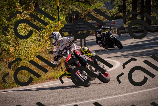 20251019124416-_5000680_am_