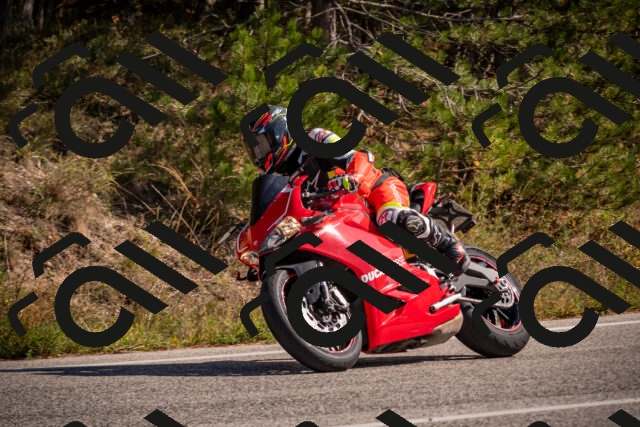 20251019124428-_5000694_am_