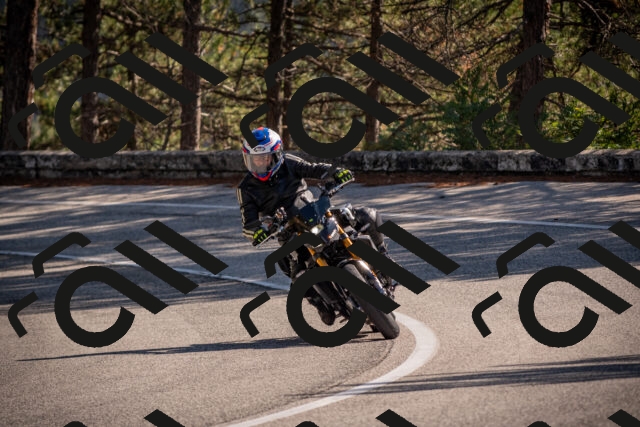 20251019124540-_5000709_am_