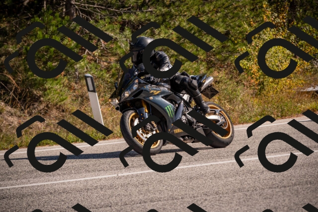 20251019124752-_5000730_am_