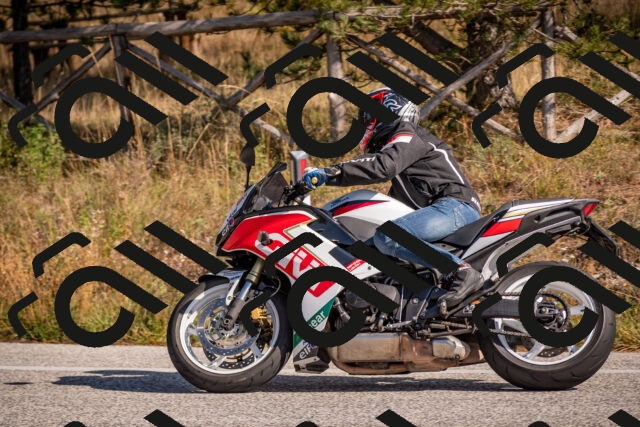 20251019124754-_5000734_am_