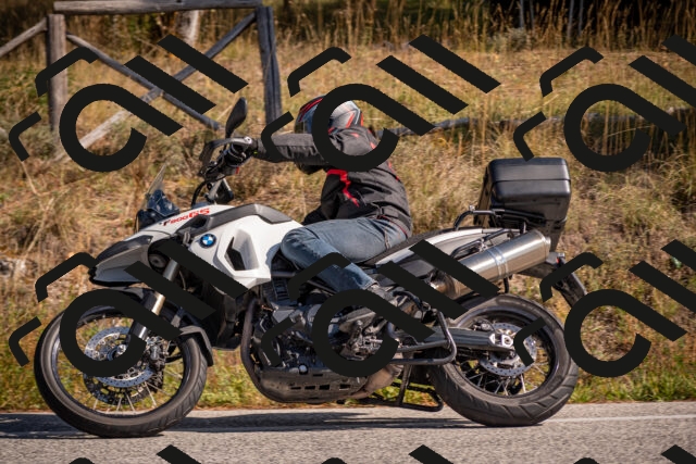 20251019124810-_5000742_am_