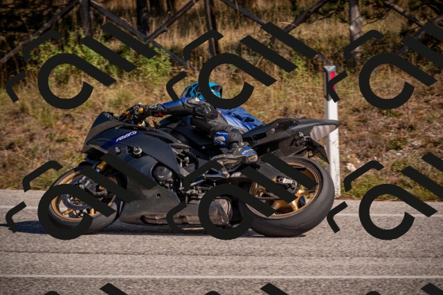 20251019124959-_5000761_am_