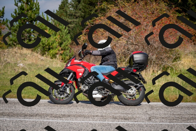 202510191052-DSC_8746_c2