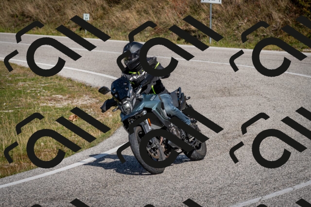 202510191220-DSC_9037_c2