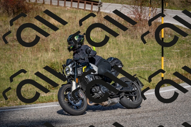 202510191222-DSC_9053_c2