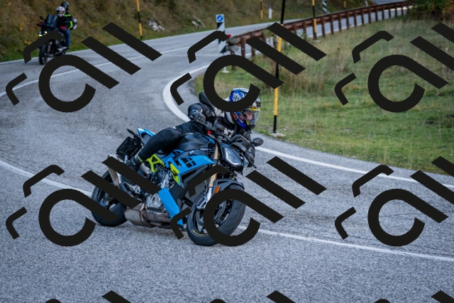 202510191231-DSC_9106_c2