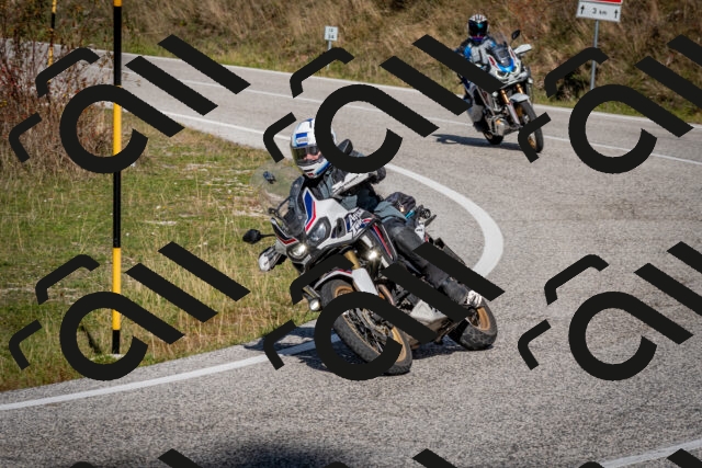 202510191242-DSC_9157_c2