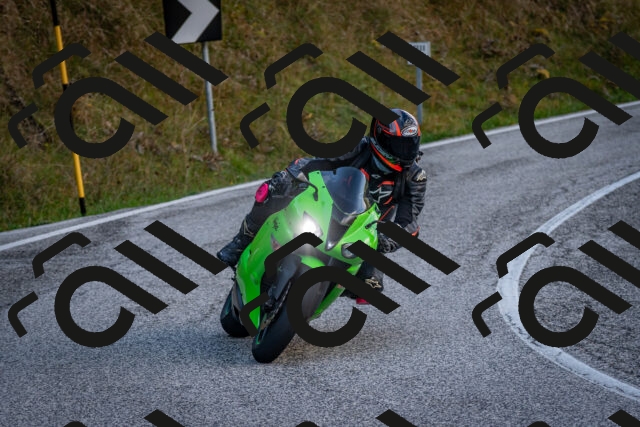 202510191247-DSC_9199_c2