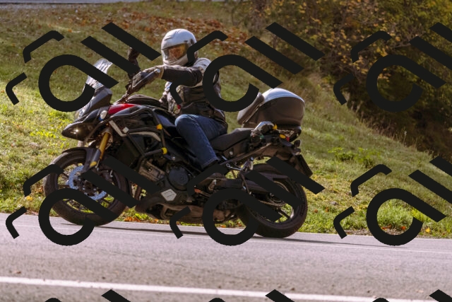 202510191145-_DSC1751_d1_