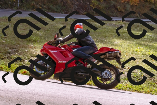 202510191159-_DSC1874_d1_