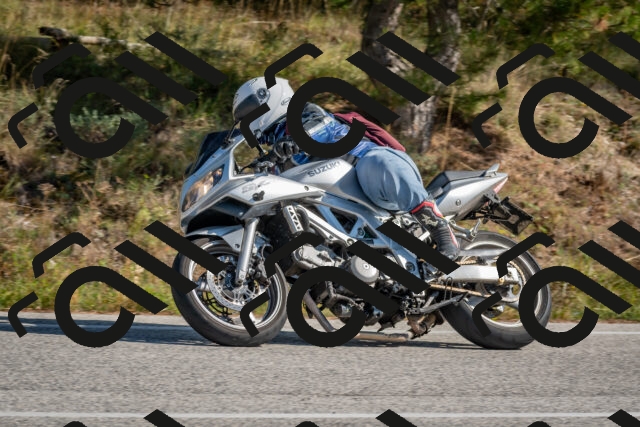 202510191255-DSC_7516_c4_