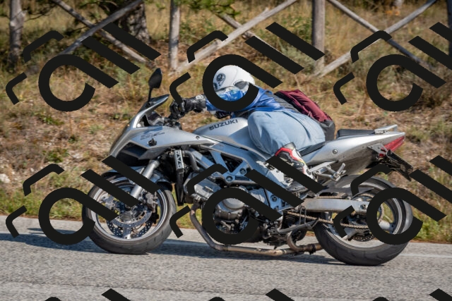 202510191255-DSC_7517_c4_