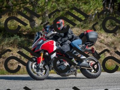 202510191259-DSC_7558_c4_