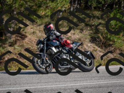 202510191300-DSC_7566_c4_