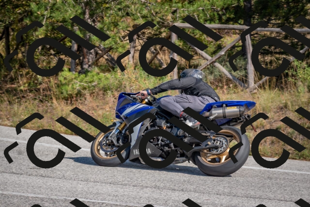 202510191301-DSC_7581_c4_