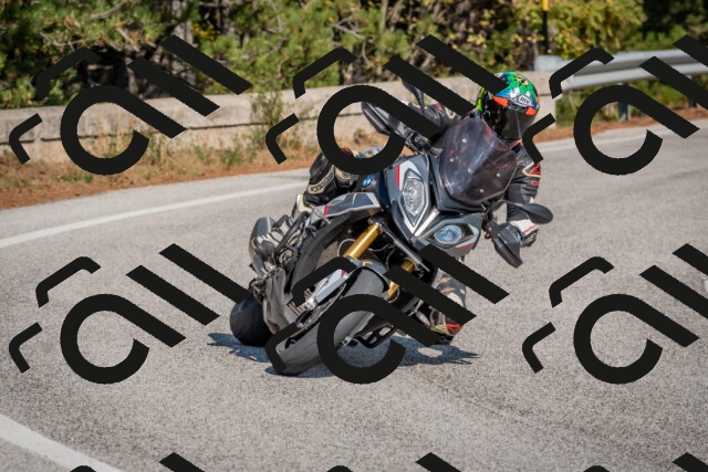 202510191304-DSC_7638_c4_