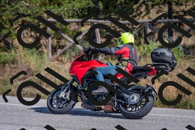 202510191305-DSC_7652_c4_