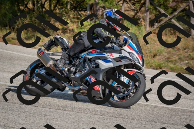 202510191318-DSC_7742_c4_