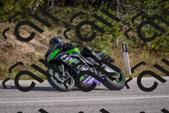 202510191320-DSC_7765_c4_