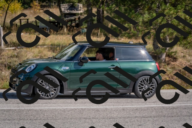 202510191327-DSC_7836_c4_