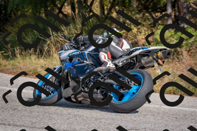 202510191327-DSC_7840_c4_