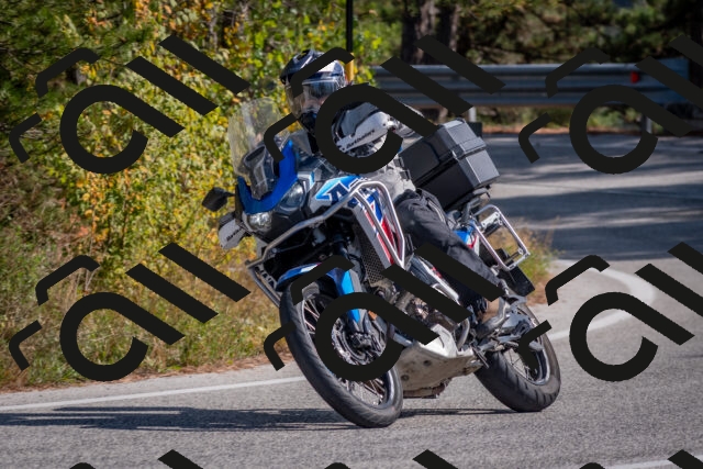 202510191335-DSC_7895_c4_