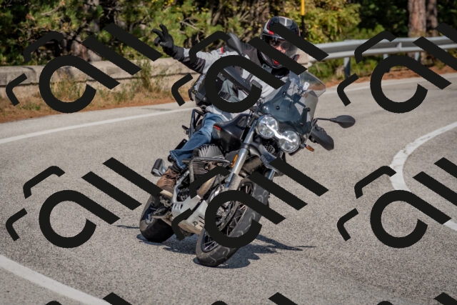 202510191344-DSC_7915_c4_