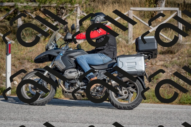 202510191442-DSC_8070_c4_