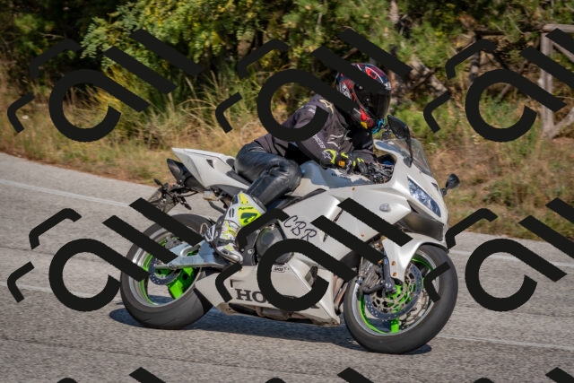 202510191448-DSC_8117_c4_