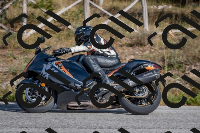 202510191457-DSC_8182_c4_