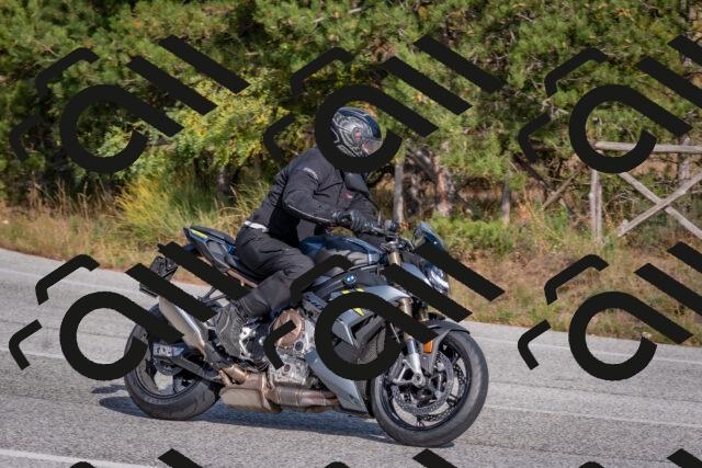 202510191506-DSC_8223_c4_