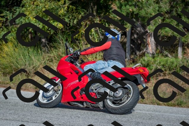 202510191534-DSC_8345_c4_