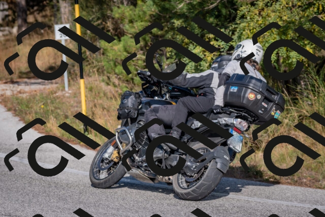 202510191539-DSC_8363_c4_