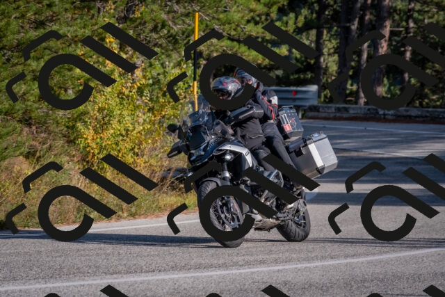 202510191543-DSC_8379_c4_