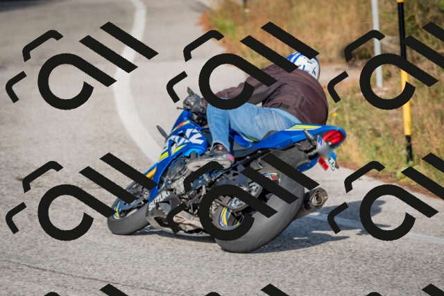 202510191605-DSC_8446_c4_