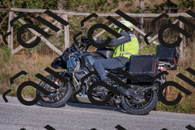 202510191605-DSC_8450_c4_