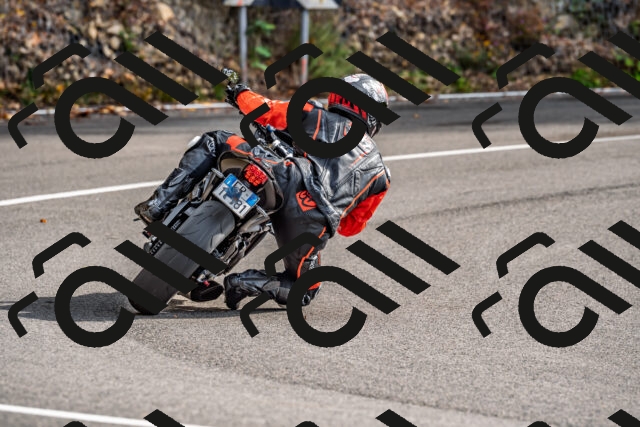 202510191443-DSC_5471_d2_