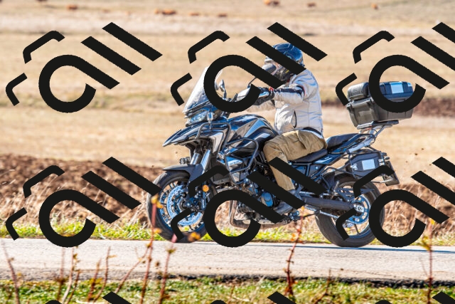 20251012103547-R01_8027_r1