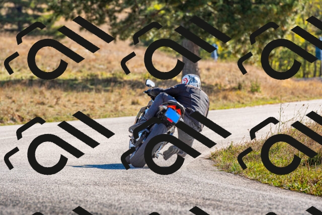 20251012104949-R01_8106_r1