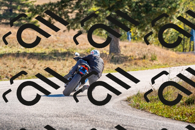 20251012104949-R01_8107_r1