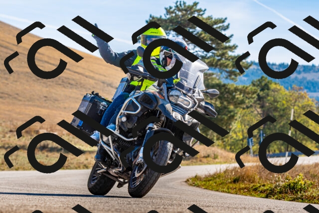 20251012105054-R01_8126_r1