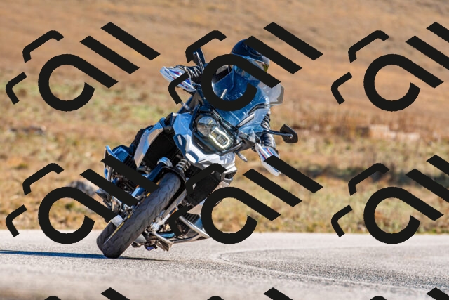 20251012105606-R01_8189_r1