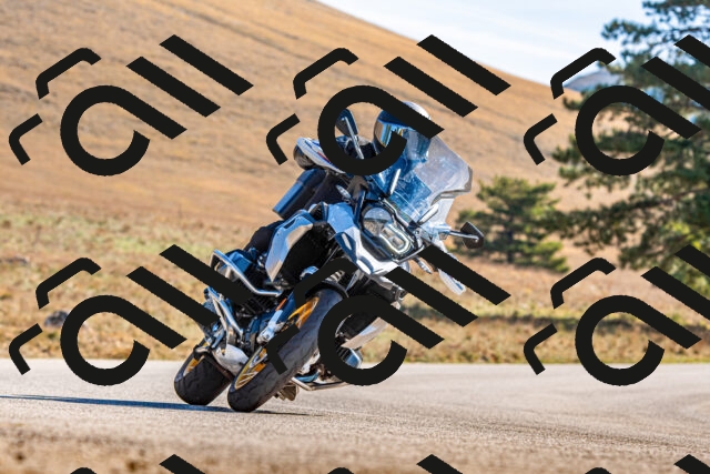 20251012105607-R01_8192_r1