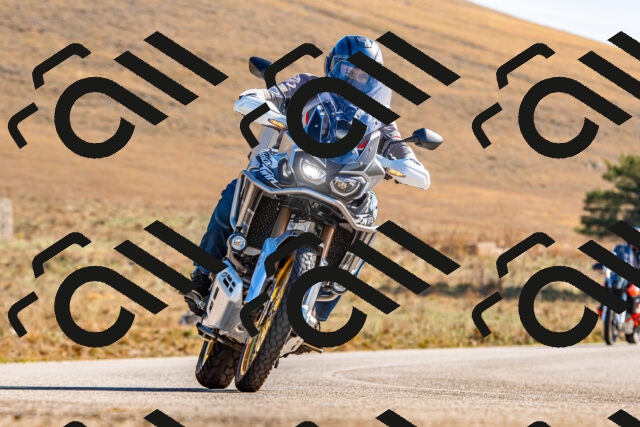 20251012110054-R01_8260_r1