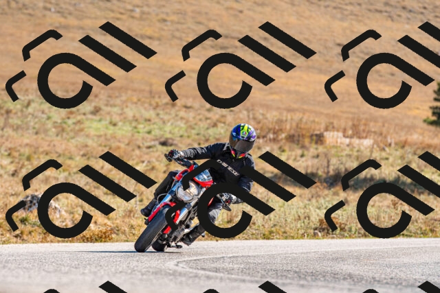 20251012110125-R01_8272_r1